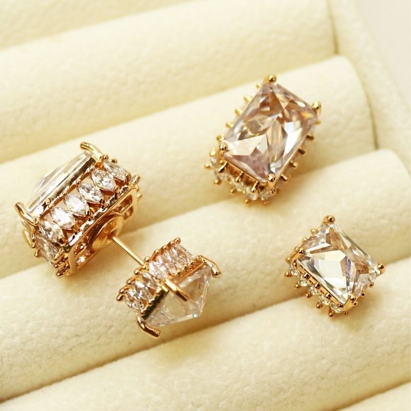 Brinco Quadrado de Zircônia Dupla Face