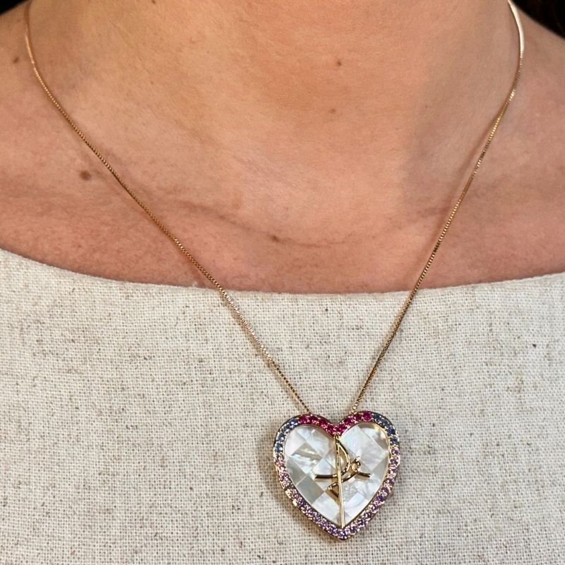 Colar Coração com Madrepérola e Zircônias Coloridas